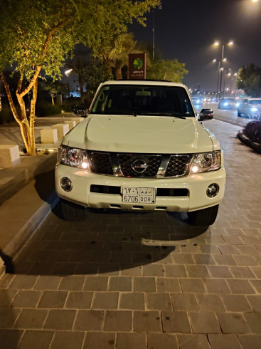 جيب نيسان باترول